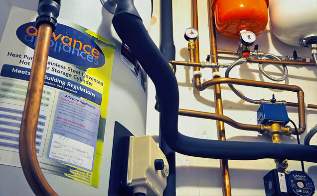 https://leeminghotwater.com.au/uploads/2025/06/electric-hot-water-system-72670.jpg