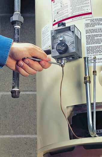 https://leeminghotwater.com.au/uploads/2025/06/hot-water-installs-29430.jpg