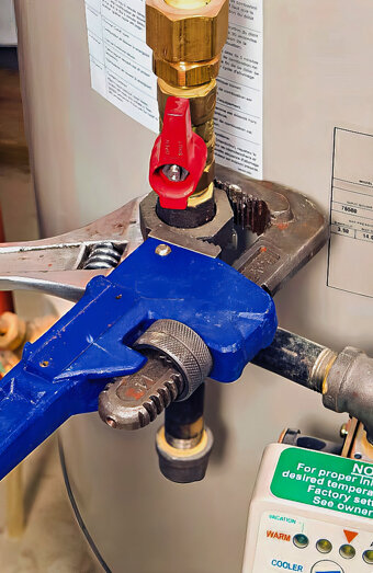 https://leeminghotwater.com.au/uploads/2025/06/hot-water-installs-82362.jpg