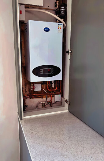 https://leeminghotwater.com.au/uploads/2025/06/instant-hot-water-systems-44293.jpg