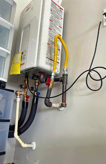 https://leeminghotwater.com.au/uploads/2025/06/instant-hot-water-systems-65049.jpg